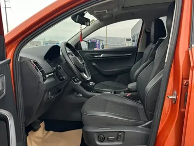 Skoda Karoq 2020, 64000 км, за 11741.97 USD - фото 7
