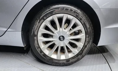 Hyundai Sonata 2017, 59456 км, за 7085.74 USD - фото 21
