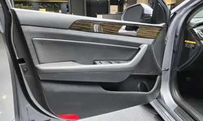 Hyundai Sonata 2017, 59456 км, за 7085.74 USD - фото 24