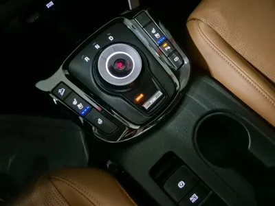 Kia Seltos 2024, 8389 км, за 22790.9 USD - фото 18
