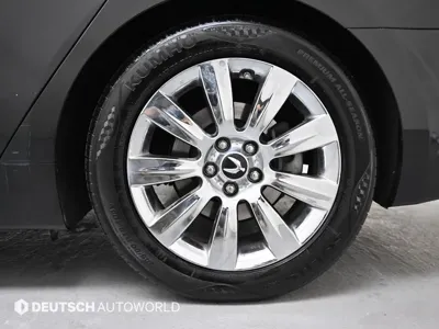 Hyundai Equus 2012, 301499 км, за 1983.08 USD