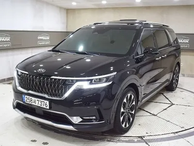 Kia Canival · 2021 год
