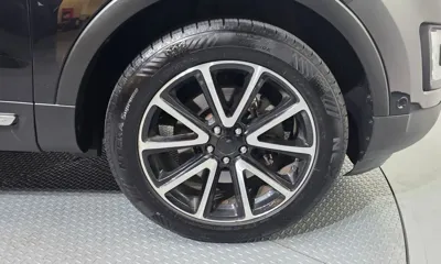 Ford Explorer 2016, 69041 км, за 9849.29 USD