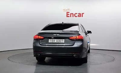 Hyundai Genesis 2015, 125012 км, за 6437.2 USD