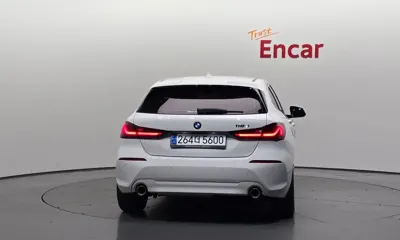 BMW 1-Series 2021, 93296 км, за 12151.86 USD