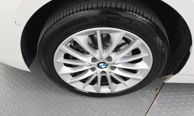 BMW 1-Series 2021, 93296 км, за 12151.86 USD