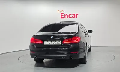 BMW 5-Series 2020, 59520 км, за 16953.63 USD