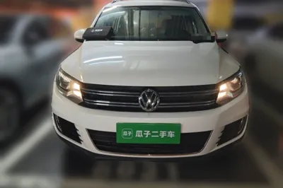Volkswagen Tiguan 2015, 73700 км, за 6060 USD
