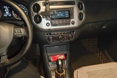 Volkswagen Tiguan 2015, 73700 км, за 6060 USD - фото 13