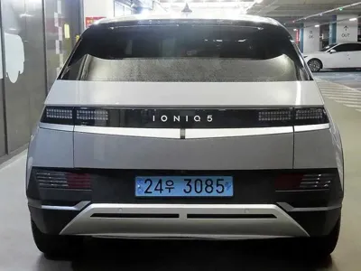 Hyundai Ioniq5 2023, 97941 км, за 18201.9 USD