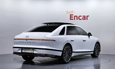 Hyundai Grandeur 2024, 24139 км, за 30407.21 USD