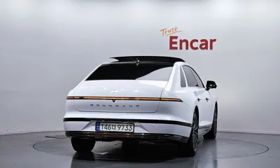Hyundai Grandeur 2024, 24139 км, за 30407.21 USD