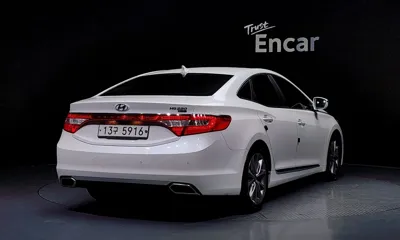 Hyundai Grandeur 2015, 211936 км, за 3237.53 USD