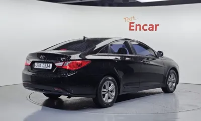 Hyundai Sonata 2013, 148410 км, за 2463.76 USD