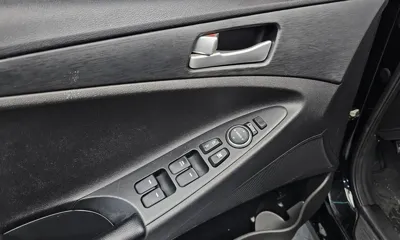 Hyundai Sonata 2013, 148410 км, за 2463.76 USD - фото 13