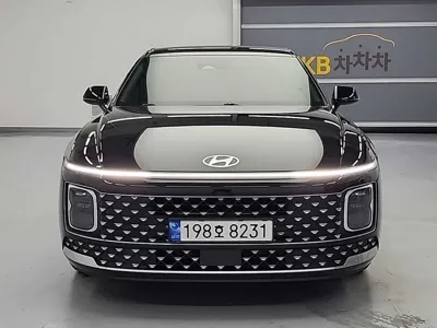 Hyundai Grandeur 2023, 135212 км, за 15302.46 USD