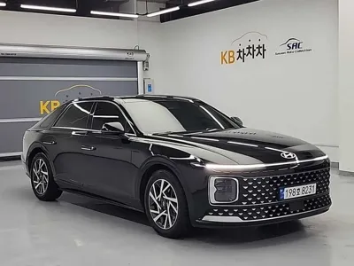 Hyundai Grandeur 2023, 135212 км, за 15302.46 USD