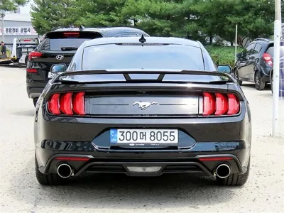 Ford Mustang 2023, 11138 км, за 21333.86 USD