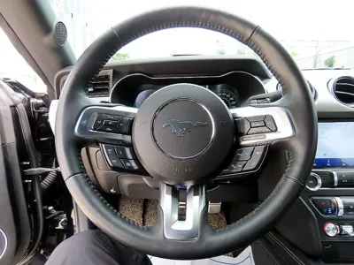 Ford Mustang 2023, 11138 км, за 21333.86 USD - фото 8