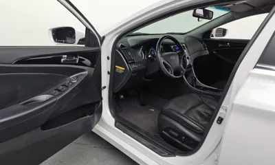 Hyundai Sonata 2011, 105846 км, за 2474.44 USD - фото 10