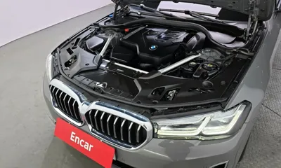 BMW 5-Series 2022, 36909 км, за 23224.06 USD - фото 6
