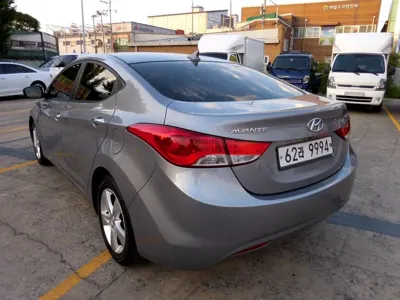 Hyundai Avante 2013, 158780 км, за 2599.35 USD