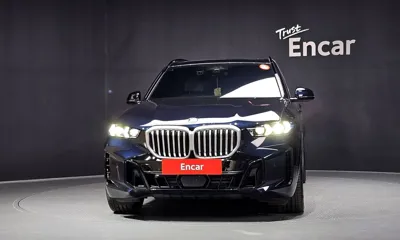 BMW X5 2025, 6898 км, за 84690.6 USD