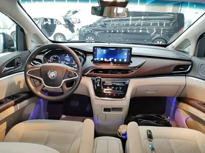 Buick GL8 2022, 82100 км, за 17347.96 USD - фото 10