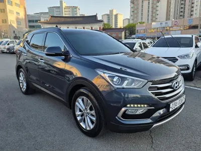 Hyundai Santafe 2016, 140993 км, за 6761.19 USD