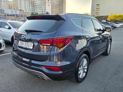 Hyundai Santafe 2016, 140993 км, за 6761.19 USD