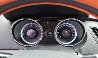 Hyundai Sonata 2011, 177237 км, за 2625.71 USD - фото 8