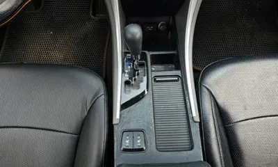 Hyundai Sonata 2011, 177237 км, за 2625.71 USD - фото 9