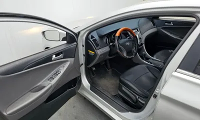 Hyundai Sonata 2011, 177237 км, за 2625.71 USD - фото 10