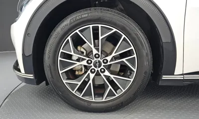 Kia EV6 2023, 177969 км, за 16082.45 USD