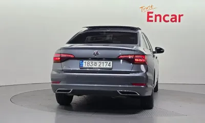 Volkswagen Jetta 2021, 29402 км, за 21172.65 USD