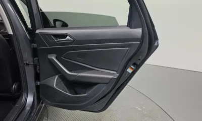 Volkswagen Jetta 2021, 29402 км, за 21172.65 USD - фото 25