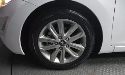 Hyundai Avante 2016, 109261 км, за 4495.12 USD