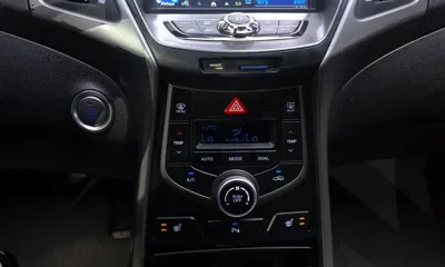 Hyundai Avante 2016, 109261 км, за 4488.68 USD - фото 17