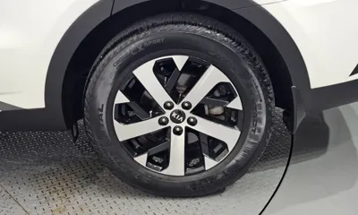 Kia Sorento 2021, 49124 км, за 17120.58 USD - фото 21