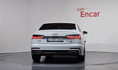 Audi A6 2021, 95092 км, за 18713.87 USD