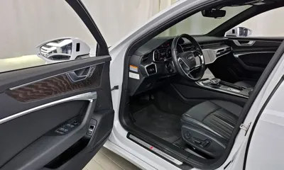 Audi A6 2021, 95092 км, за 18713.87 USD - фото 10