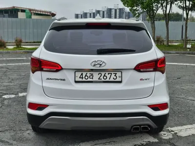 Hyundai Santafe 2017, 127889 км, за 8730.47 USD