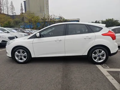 Ford Focus 2012, 108900 км, за 5336 USD - фото 4