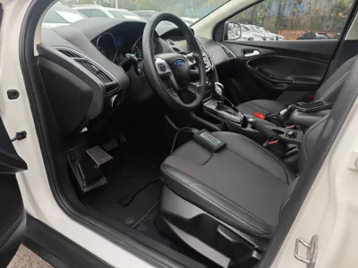 Ford Focus 2012, 108900 км, за 5336 USD - фото 19