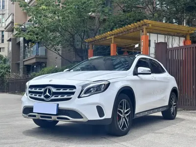 Mercedes-Benz GLA · 2018 год