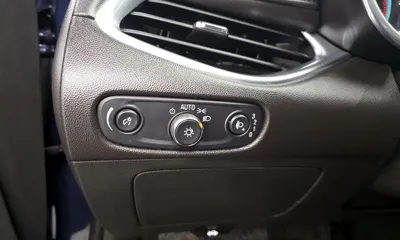 ChevroletGMDaewoo Malibu 2018, 62215 км, за 5144.23 USD - фото 16