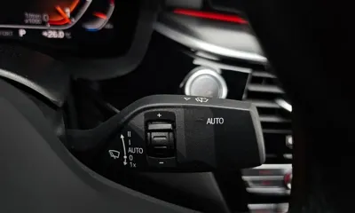 BMW 5-Series 2023, 48381 км, за 65046.9 USD - фото 28