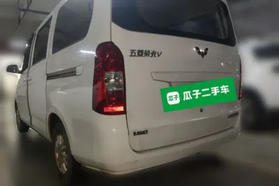 Wuling Rongguang V 2016, 107300 км, за 3354 USD