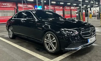 Mercedes-Benz E-Class 2023, 27250 км, за 32371.35 USD