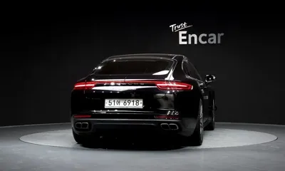 Porsche Panamera 2017, 123665 км, за 45604.21 USD